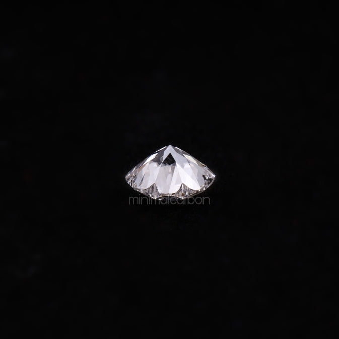 0.55 CT, 5.4 MM | Lab Grown Diamond | Unique Cut Diamond - Minimal Carbon