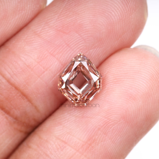2.25 CT, 8.6 X 7.3 MM | Lab Grown Diamond | Shield Cut Diamond - Minimal Carbon