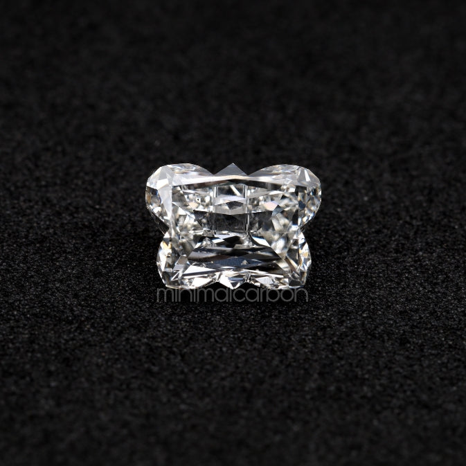 2.01 CT, 8.7 X 6.4 MM | Lab Grown Diamond | Butterfly Diamond - Minimal Carbon