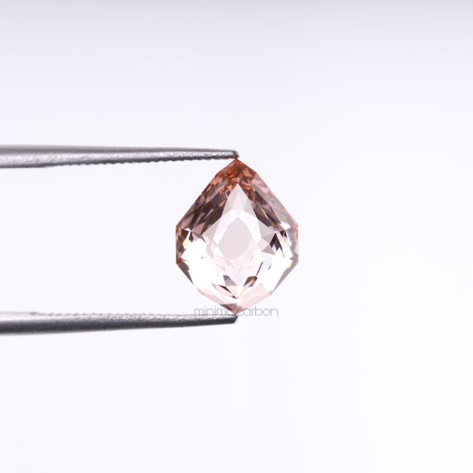 2.00 CT, 9.0 X 7.0 MM | Lab Grown Diamond | Shield Cut Diamond - Minimal Carbon