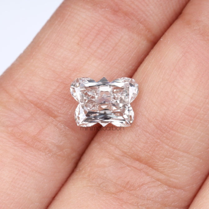 2.01 CT, 8.7 X 6.4 MM | Lab Grown Diamond | Butterfly Diamond - Minimal Carbon