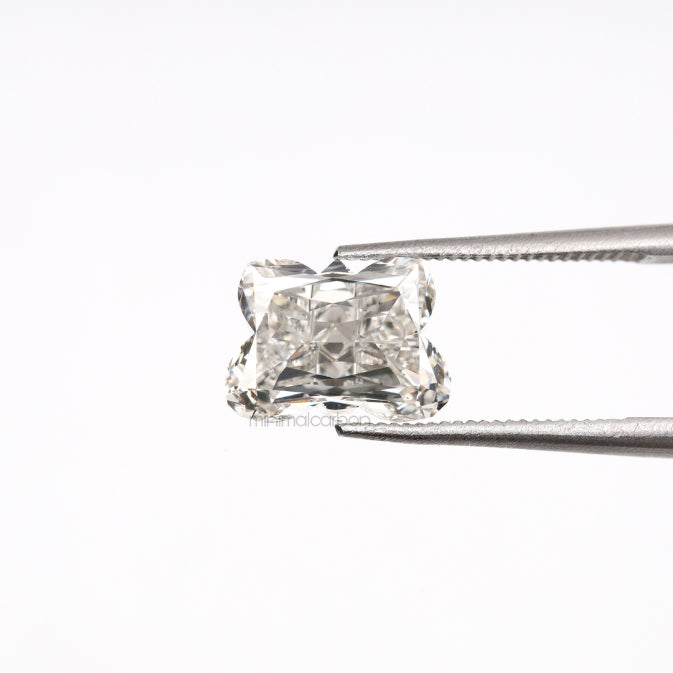 2.01 CT, 8.7 X 6.4 MM | Lab Grown Diamond | Butterfly Diamond - Minimal Carbon