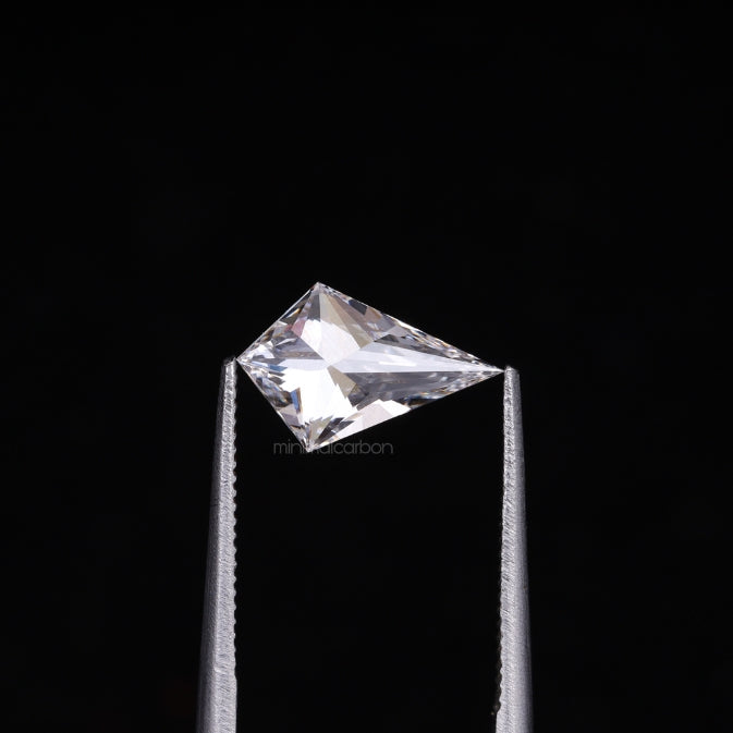 0.80 CT, 9.4 X 6.0 MM | Lab Grown Diamond | Kite Cut Diamond - Minimal Carbon