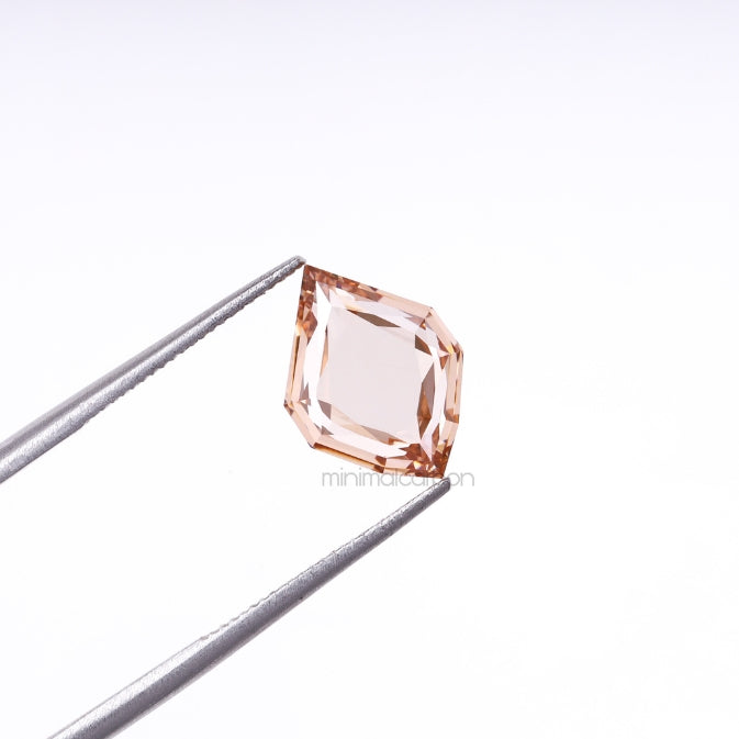 2.51 CT, 10.5 X 7.5 MM | Lab Grown Diamond | Shield Cut Diamond - Minimal Carbon