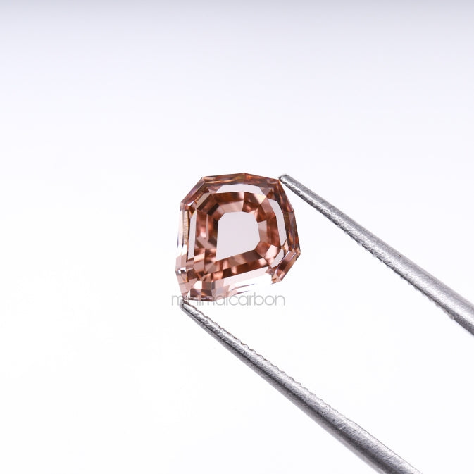 2.02 CT, 8.3 X 7.0 MM | Lab Grown Diamond | Shield Cut Diamond - Minimal Carbon