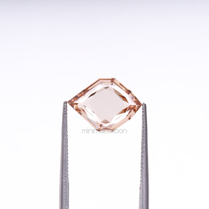 2.51 CT, 10.5 X 7.5 MM | Lab Grown Diamond | Shield Cut Diamond - Minimal Carbon