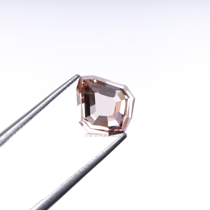2.02 CT, 8.3 X 7.0 MM | Lab Grown Diamond | Shield Cut Diamond - Minimal Carbon