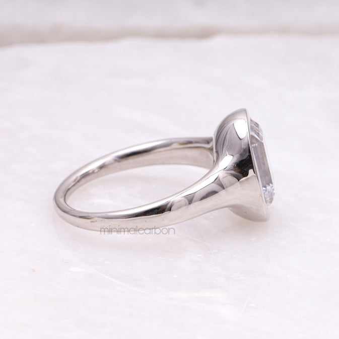 Emerald Cut Diamond Ring - Minimal Carbon