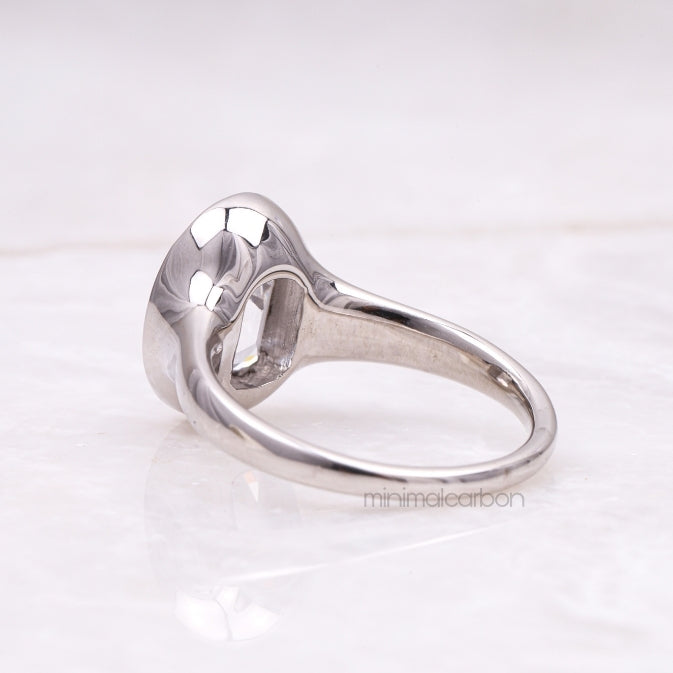 Emerald Cut Diamond Ring - Minimal Carbon