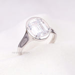 Load image into Gallery viewer, Emerald Cut Diamond Ring
