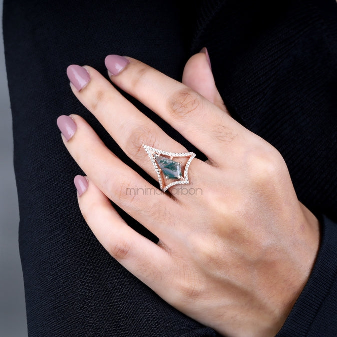 Kite Cut Moissanite Salt And Pepper Diamond Anniversary Ring