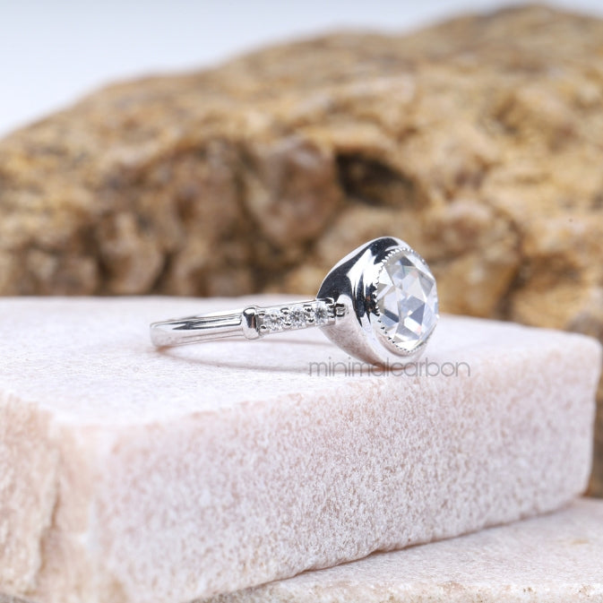 Oval Lab Diamond Ring – Elegant Ring for Women