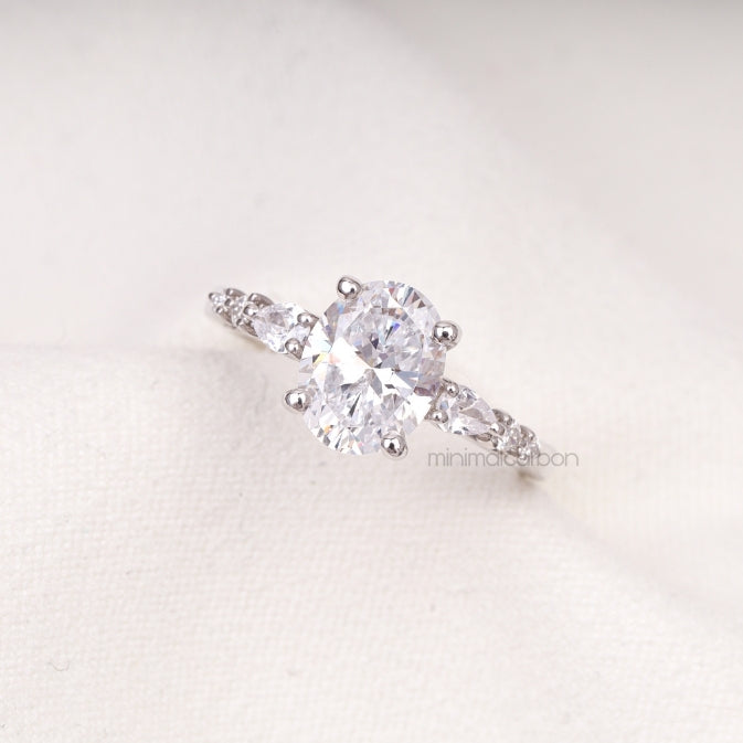 Oval Diamond Ring Engagement Ring - Minimal Carbon