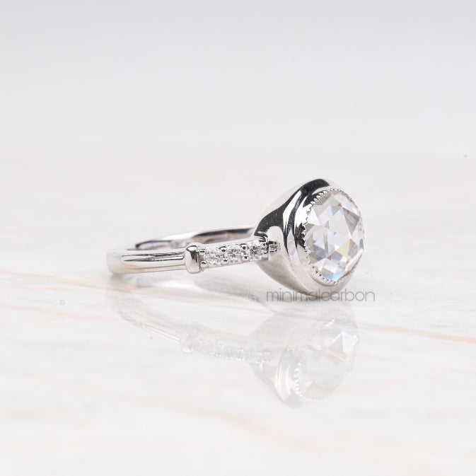 Oval Lab Diamond Ring – Elegant Ring for Women