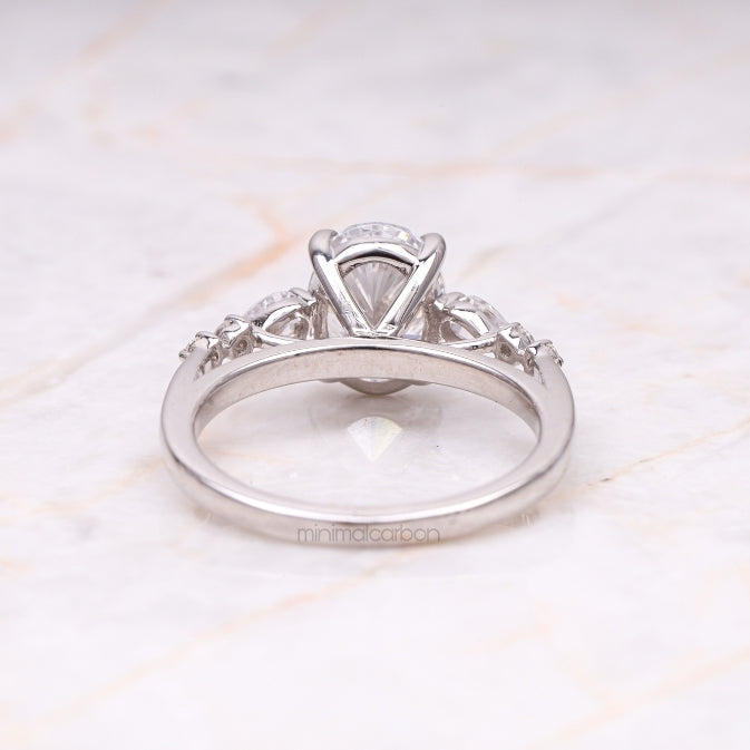 Oval Diamond Ring Engagement Ring - Minimal Carbon