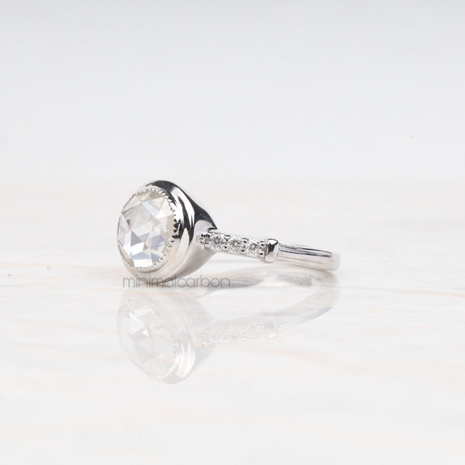 Oval Lab Diamond Ring – Elegant Ring for Women