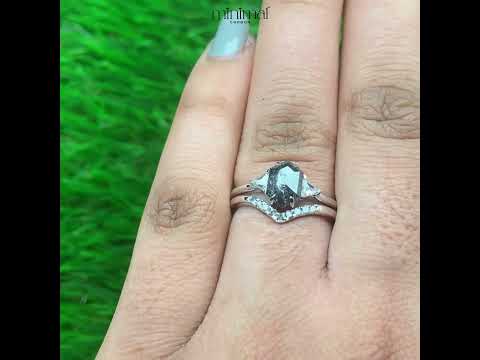Salt And Pepper Hexagon Diamond Ring Set