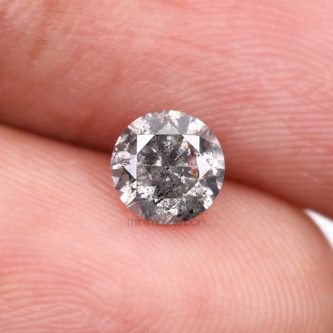 0.62 CT, 5.3 MM | Salt And Pepper Round Brilliant Cut Diamond - Minimal Carbon