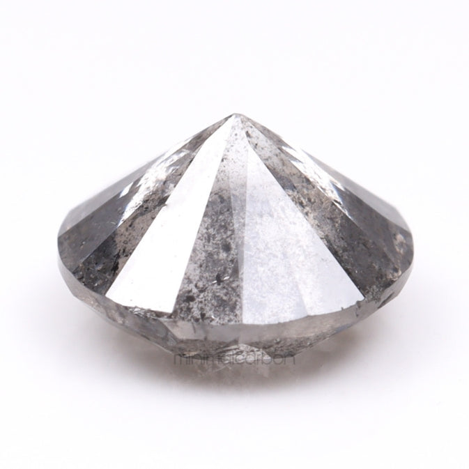 0.62 CT, 5.3 MM | Salt And Pepper Round Brilliant Cut Diamond - Minimal Carbon