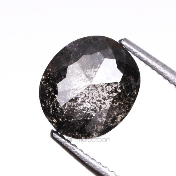 1.67 CT, 6.8 X 6.0 MM | Salt And Pepper Oval Cut Diamond