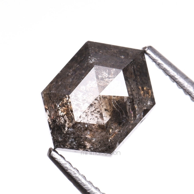 1.05 CT, 6.9 X 5.0 MM | Salt And Pepper Diamond | Hexagon Cut Diamond - Minimal Carbon