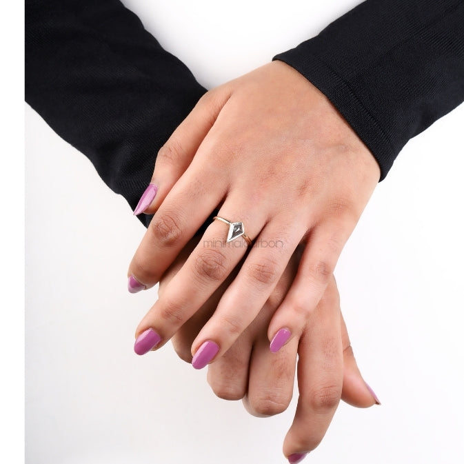 Kite Salt And Pepper Diamond Ring - Minimal Carbon