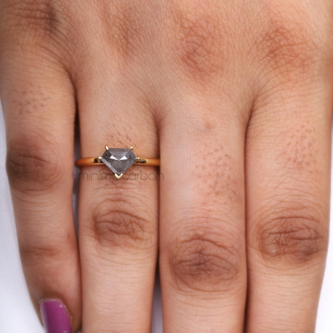 Greyish Pentagon Salt And Pepper Diamond Ring - Minimal Carbon