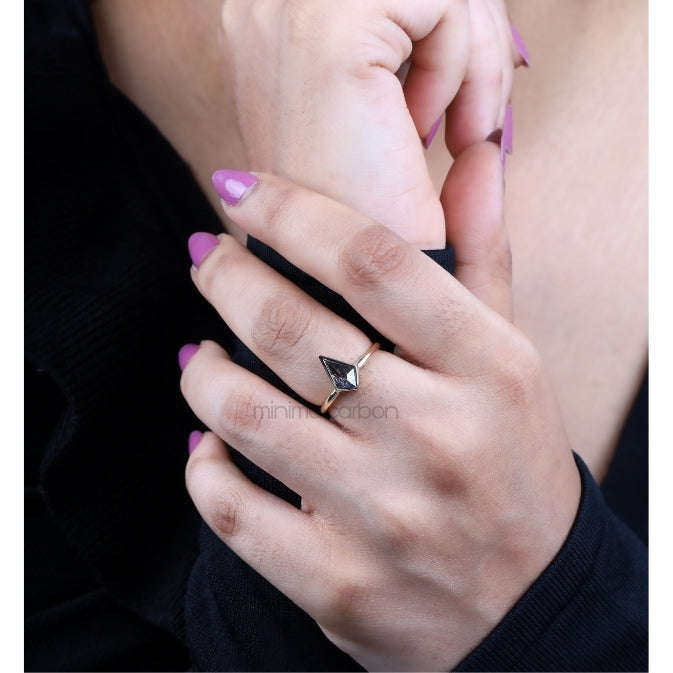 Kite Salt And Pepper Diamond Ring - Minimal Carbon