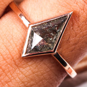 Kite Salt And Pepper Diamond Ring - Minimal Carbon