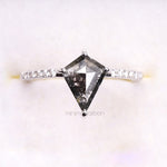 Load image into Gallery viewer, Kite Salt And Pepper Diamond Ring
