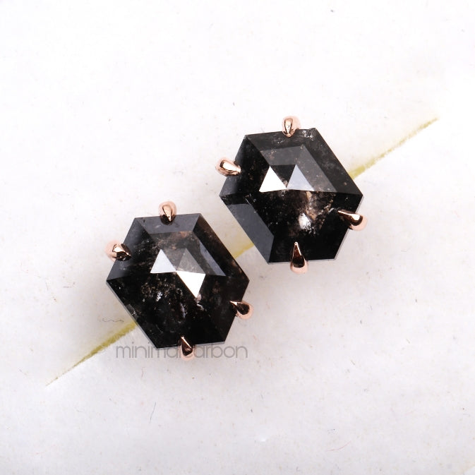 Hexagon Stud Earrings - Minimal Carbon