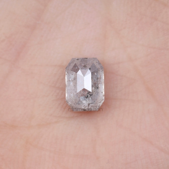 1.69 CT, 7.0 X 5.0 MM | Salt And Pepper Emerald Cut Diamond - Minimal Carbon