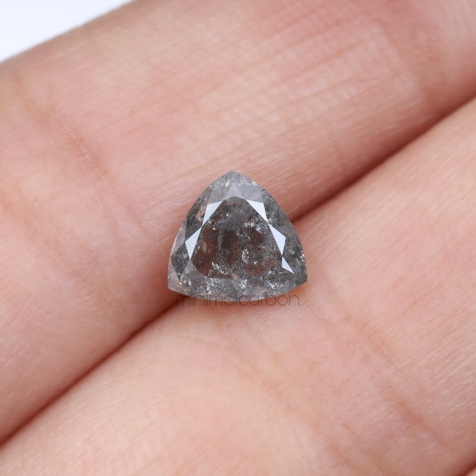 1.23 CT, 6.7 X 6.9 MM | Salt And Pepper Trillion Cut Diamond - Minimal Carbon