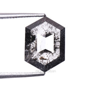 1.58 CT, 9.5 X 6.8 MM | Salt And Pepper Hexagon Cut Diamond - Minimal Carbon