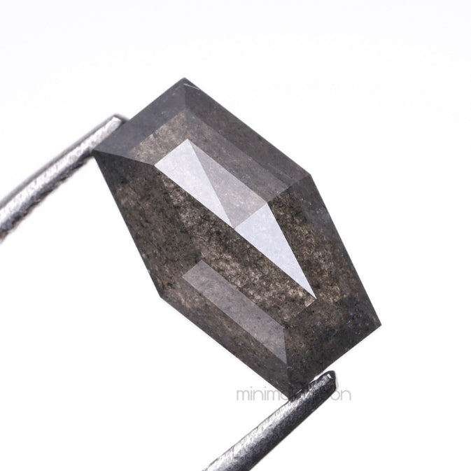 1.35 CT, 8.5 X 5.1 MM | Salt And Pepper Shield Cut Diamond - Minimal Carbon