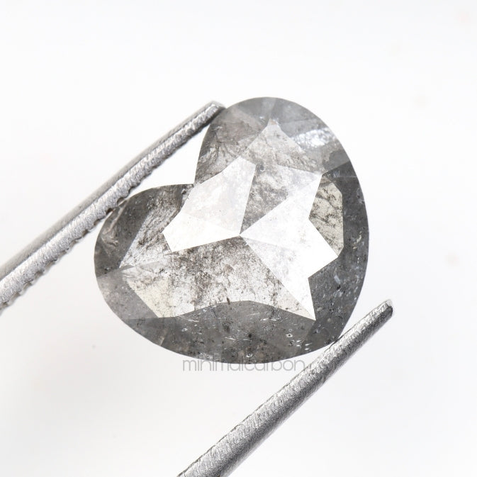 1.38 CT, 9.0 X 8.0 MM | Salt And Pepper Heart Diamond - Minimal Carbon