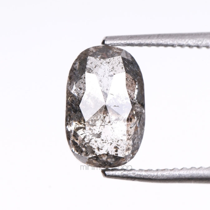 1.09 CT, 7.0 X 4.6 MM | Salt And Pepper Oval Cut Diamond - Minimal Carbon