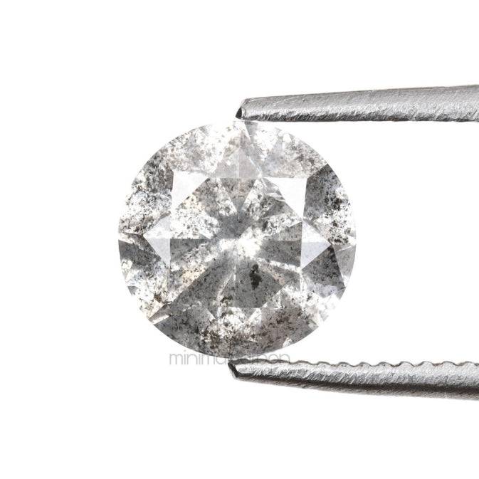 0.79 CT, 5.7 MM | Salt And Pepper Round Brilliant Cut Diamond - Minimal Carbon