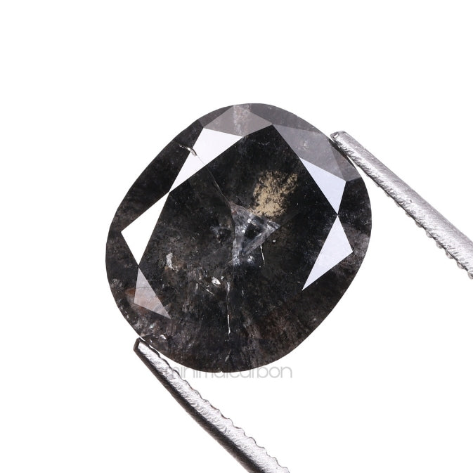 2.79 CT, 9.4 X 8.0 MM | Salt And Pepper Oval Cut Diamond - Minimal Carbon