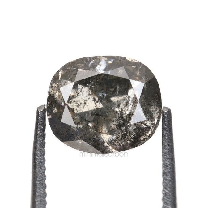 1.49 CT, 6.6 X 5.7 MM | Salt And Pepper Oval Cut Diamond - Minimal Carbon