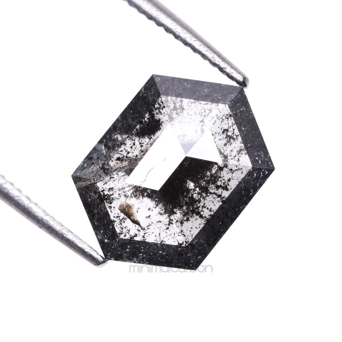 1.58 CT, 9.5 X 6.8 MM | Salt And Pepper Hexagon Cut Diamond - Minimal Carbon