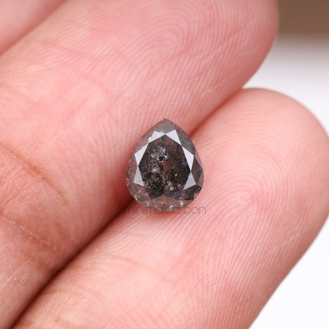 1.72 CT, 7.0 X 6.0 MM | Salt And Pepper Pear Cut Diamond - Minimal Carbon